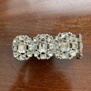 Rhinestone silver stretch bracelet